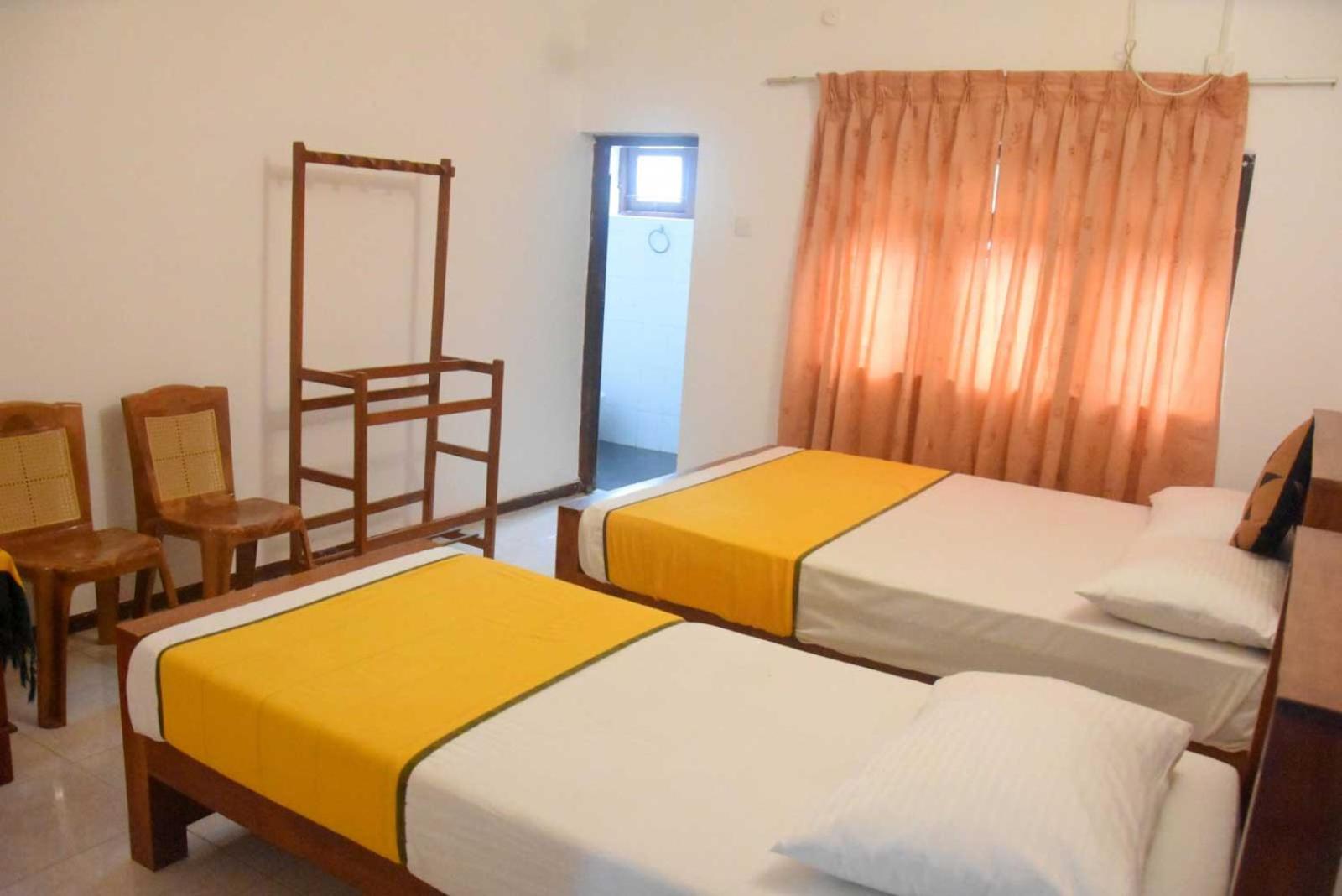 Yellow Birds Resort Anuradhapura Exterior photo